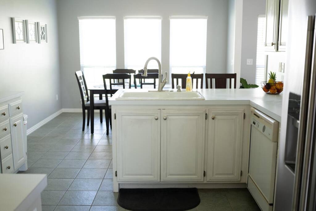 Вилла Walking Distance To Coler Mtn Bike - 3Br 2Ba Бентонвилль Экстерьер фото