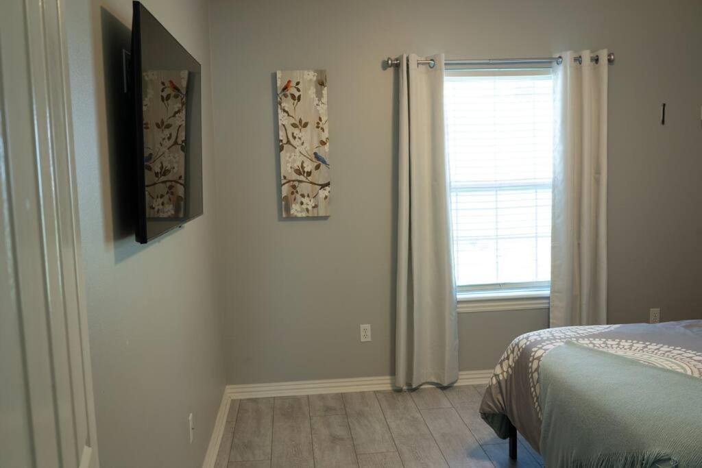 Вилла Walking Distance To Coler Mtn Bike - 3Br 2Ba Бентонвилль Экстерьер фото